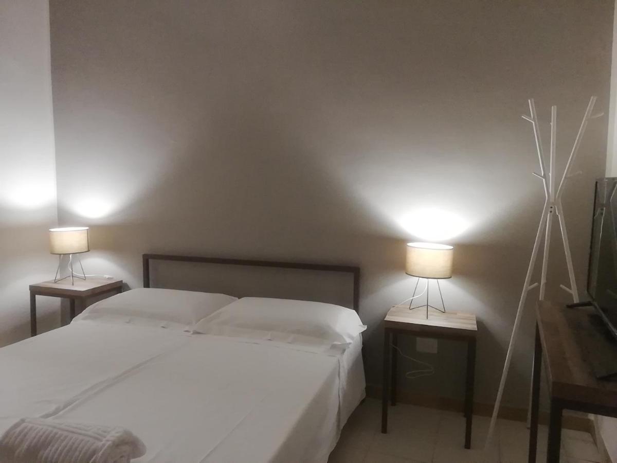 Ostello Dei Sassi - Rooms And Beds Matera Ngoại thất bức ảnh