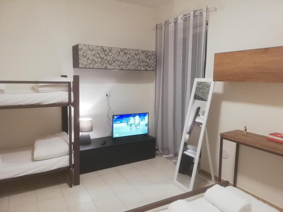 Ostello Dei Sassi - Rooms And Beds Matera Ngoại thất bức ảnh
