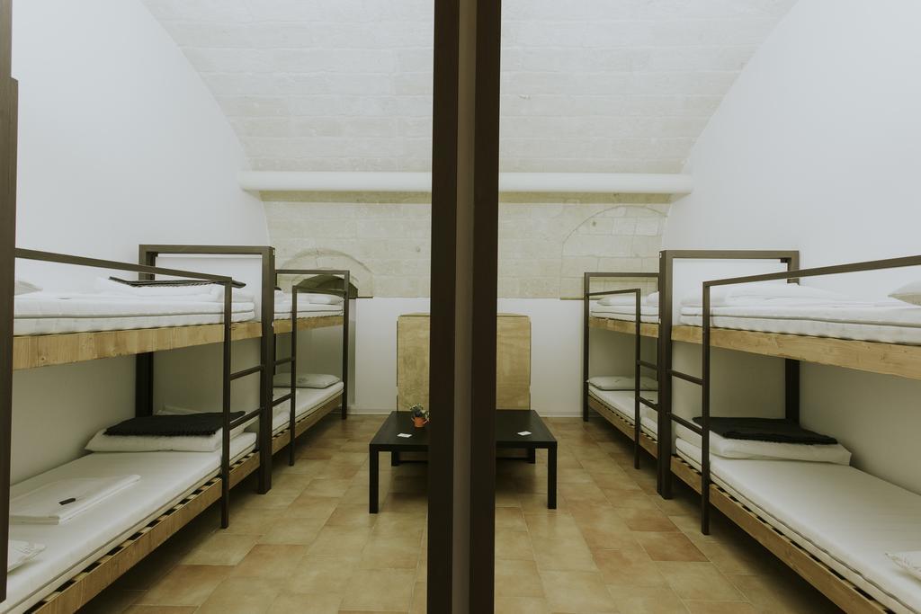 Ostello Dei Sassi - Rooms And Beds Matera Ngoại thất bức ảnh