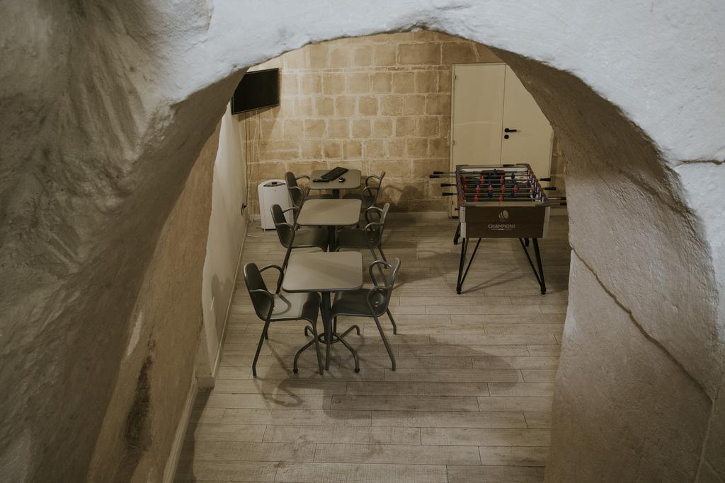 Ostello Dei Sassi - Rooms And Beds Matera Ngoại thất bức ảnh