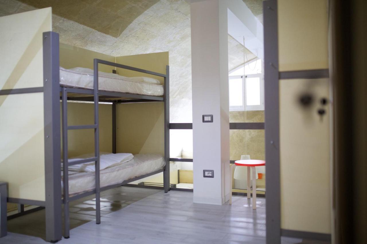 Ostello Dei Sassi - Rooms And Beds Matera Phòng bức ảnh