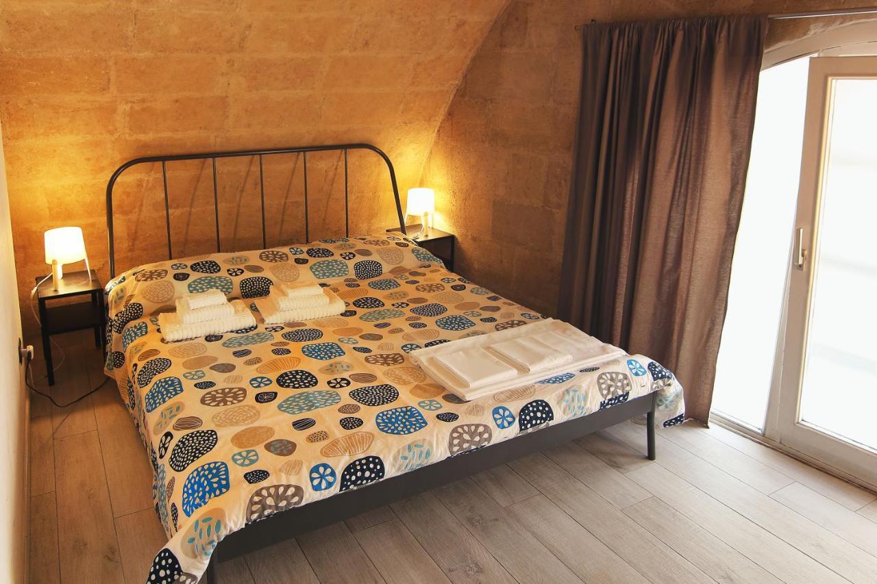 Ostello Dei Sassi - Rooms And Beds Matera Ngoại thất bức ảnh